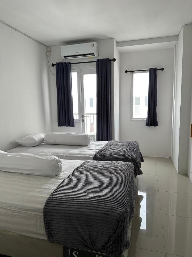 Apartment Grand Sentraland Karawang Manage By Laguna Room Екстер'єр фото