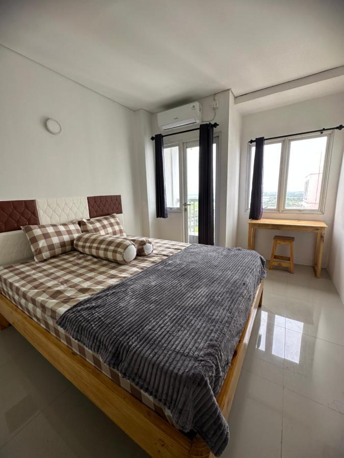 Apartment Grand Sentraland Karawang Manage By Laguna Room Екстер'єр фото