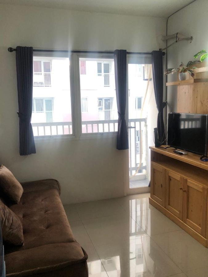 Apartment Grand Sentraland Karawang Manage By Laguna Room Екстер'єр фото