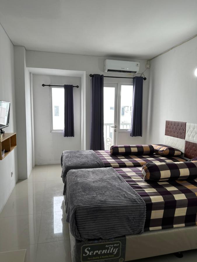 Apartment Grand Sentraland Karawang Manage By Laguna Room Екстер'єр фото
