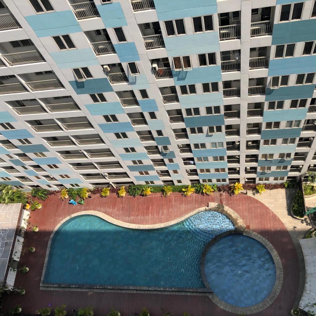 Apartment Grand Sentraland Karawang Manage By Laguna Room Екстер'єр фото